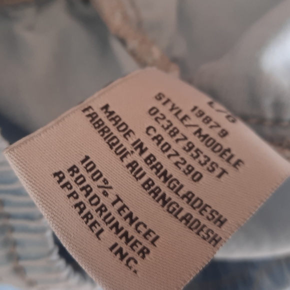 Shorts - Picture 4 of 6